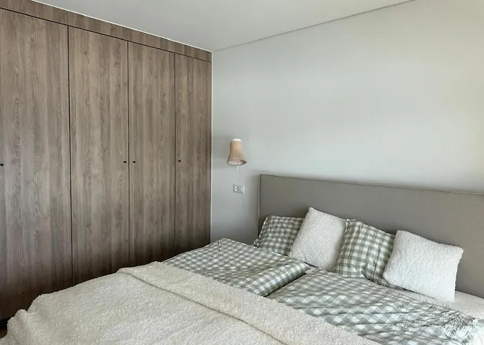 Cozy With And Mountain View *