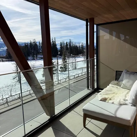 Cozy With And Mountain View *